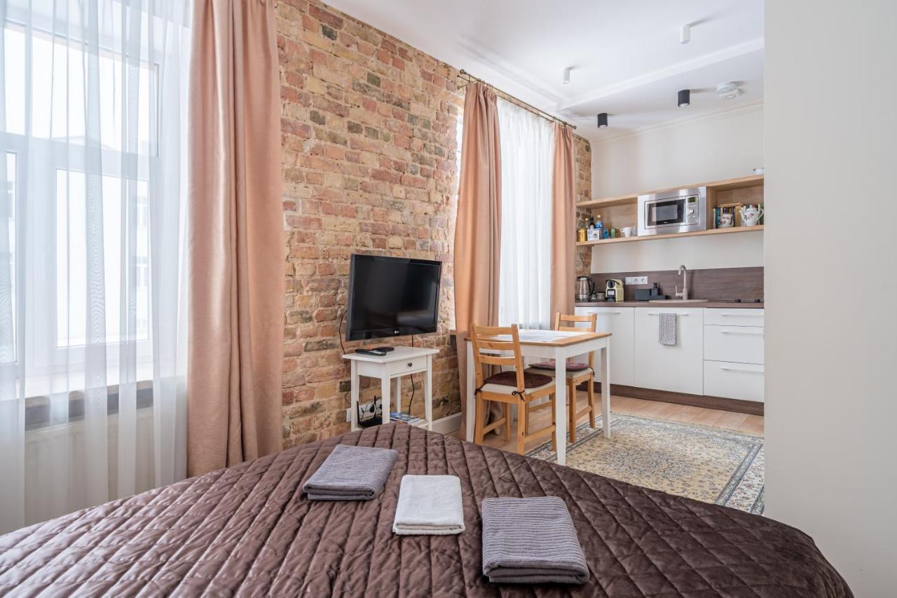 Stylish Studio Close To City Center, Cafes & Parks & Local Dining Riga Exterior foto